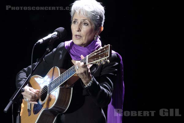 JOAN BAEZ - 2011-09-17 - LA COURNEUVE - Parc Departemental - Grande Scene - 